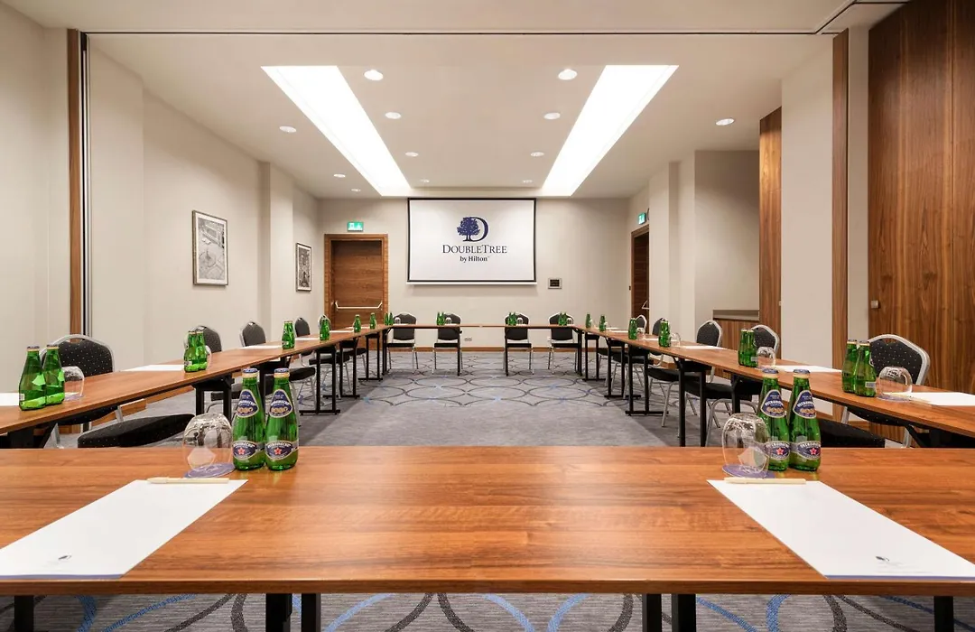 Doubletree By Hilton Krakow Hotel & Convention Center-1