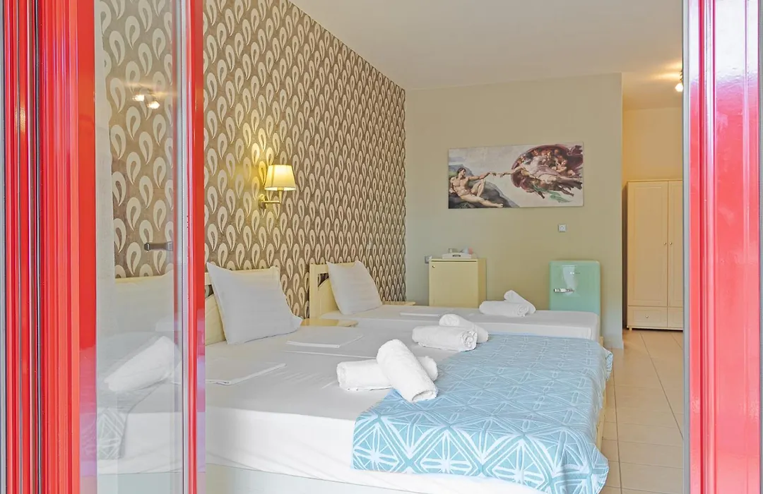 Michaelangelo Boutique Parga-1