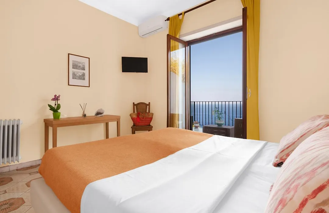 Hotel Desiree-1