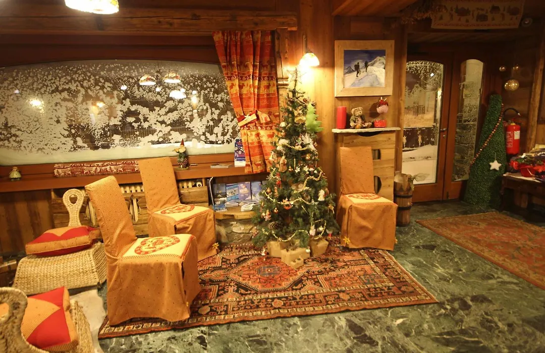 Apartments Suites Lac Bleu-1