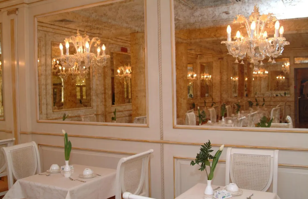 Hotel Belle Epoque-1