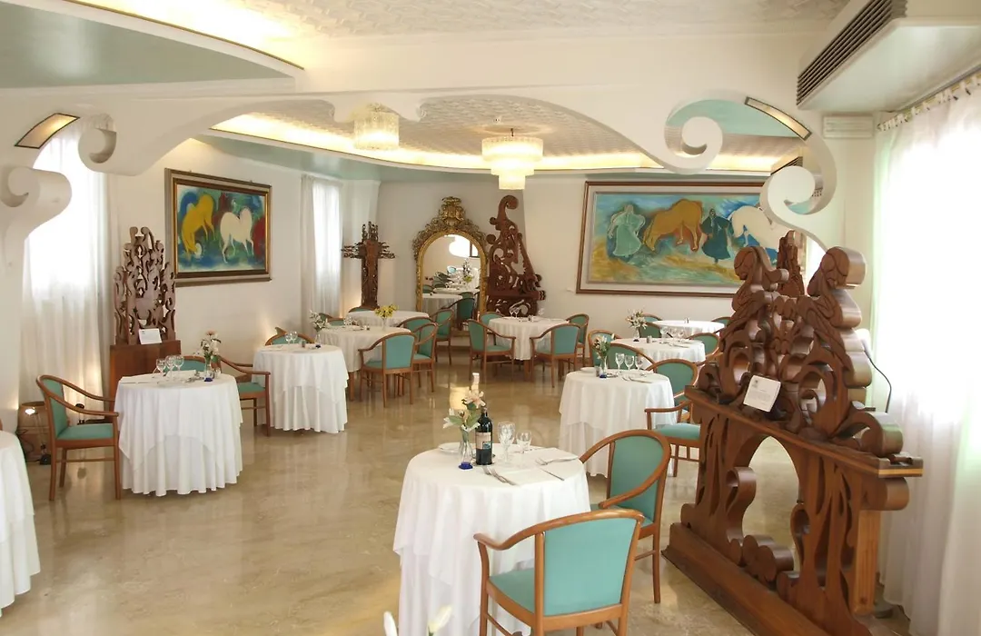 Hotel Vello D'Oro-1