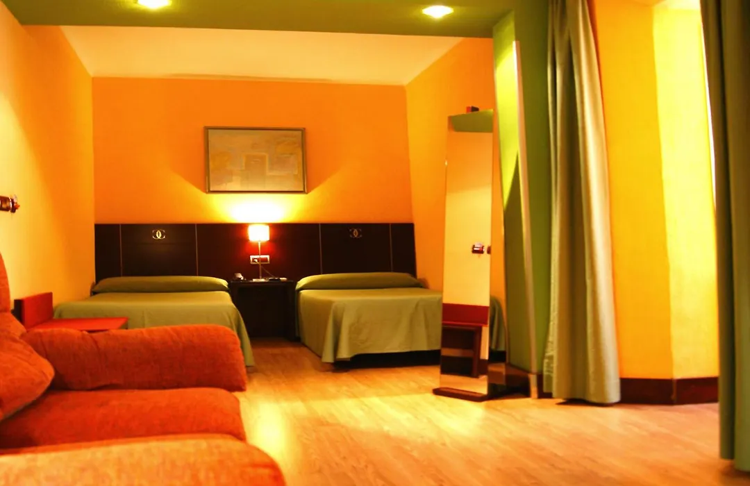 Hotel Carlos V-1