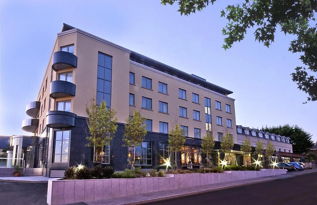 Salthill Hotel-1