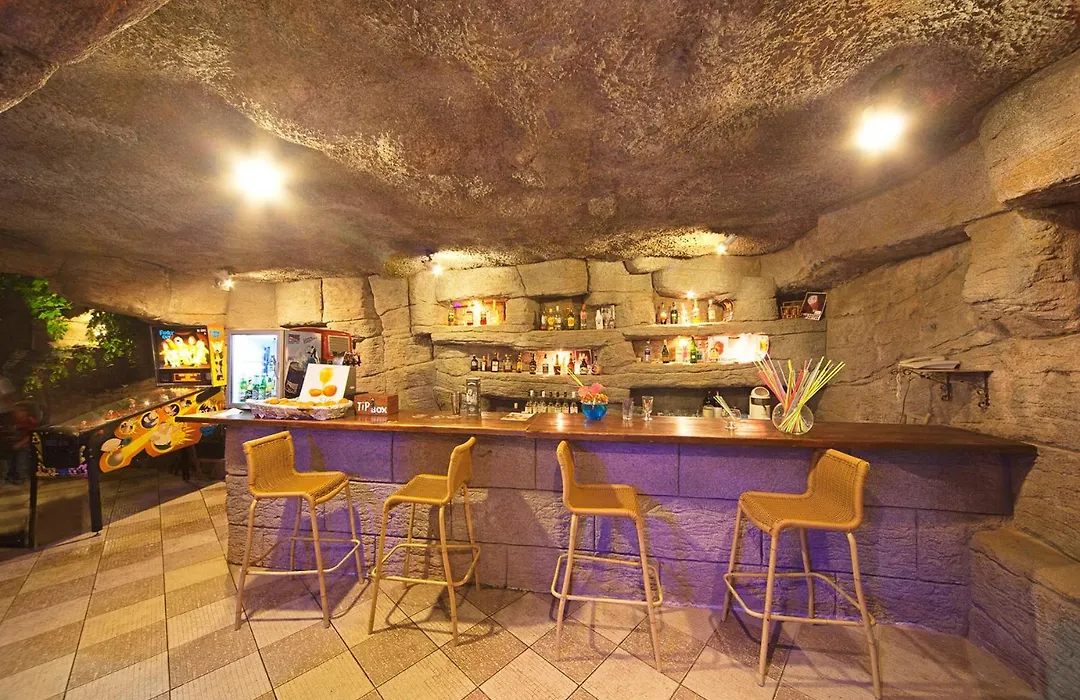 Selen Hotel-1