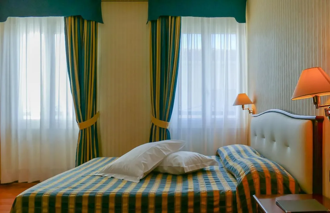 Hotel Benaco Garda ***S-1