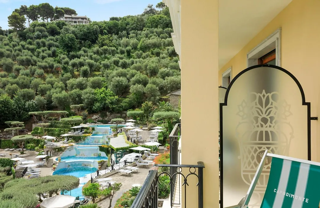 Grand Hotel Capodimonte-1