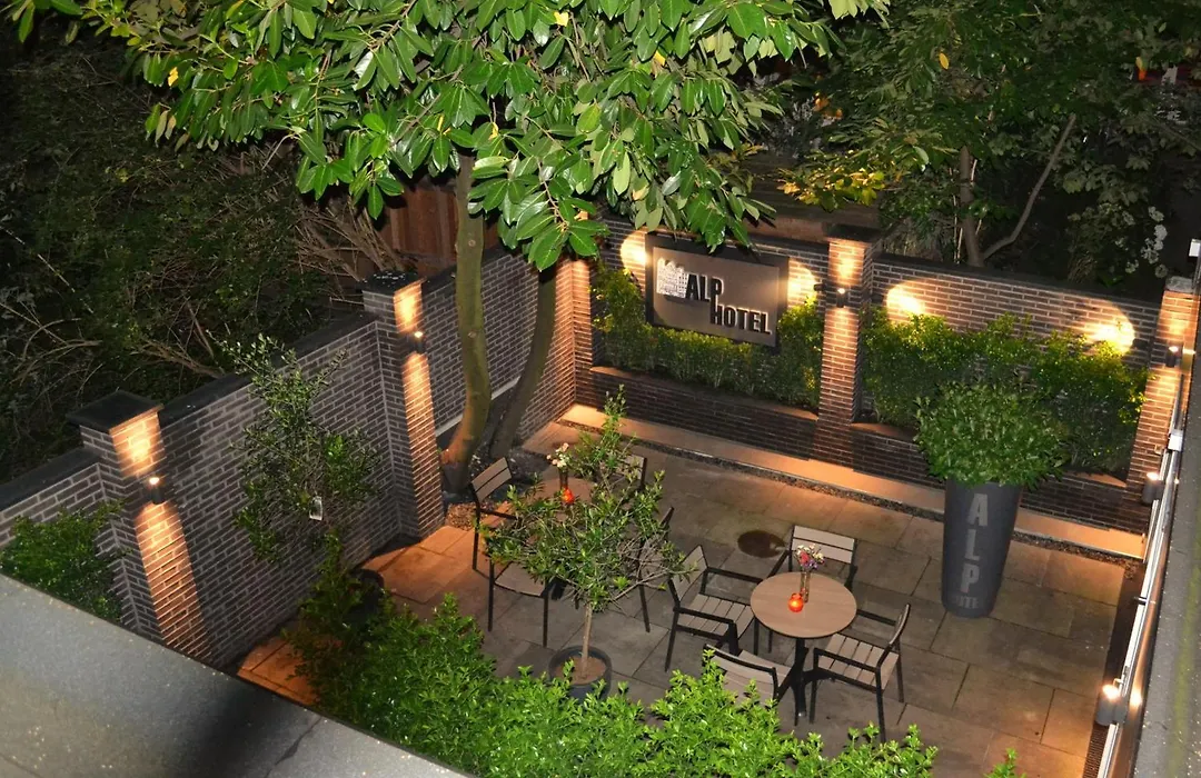 Alp Hotel-1