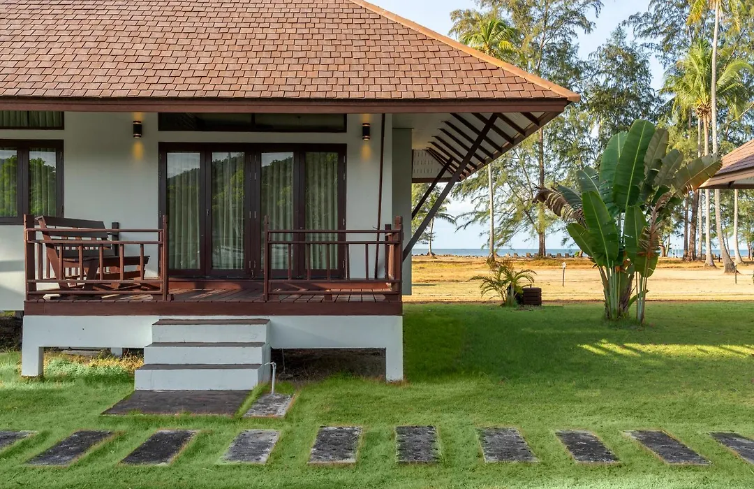 Koh Chang Longstay Resort-1