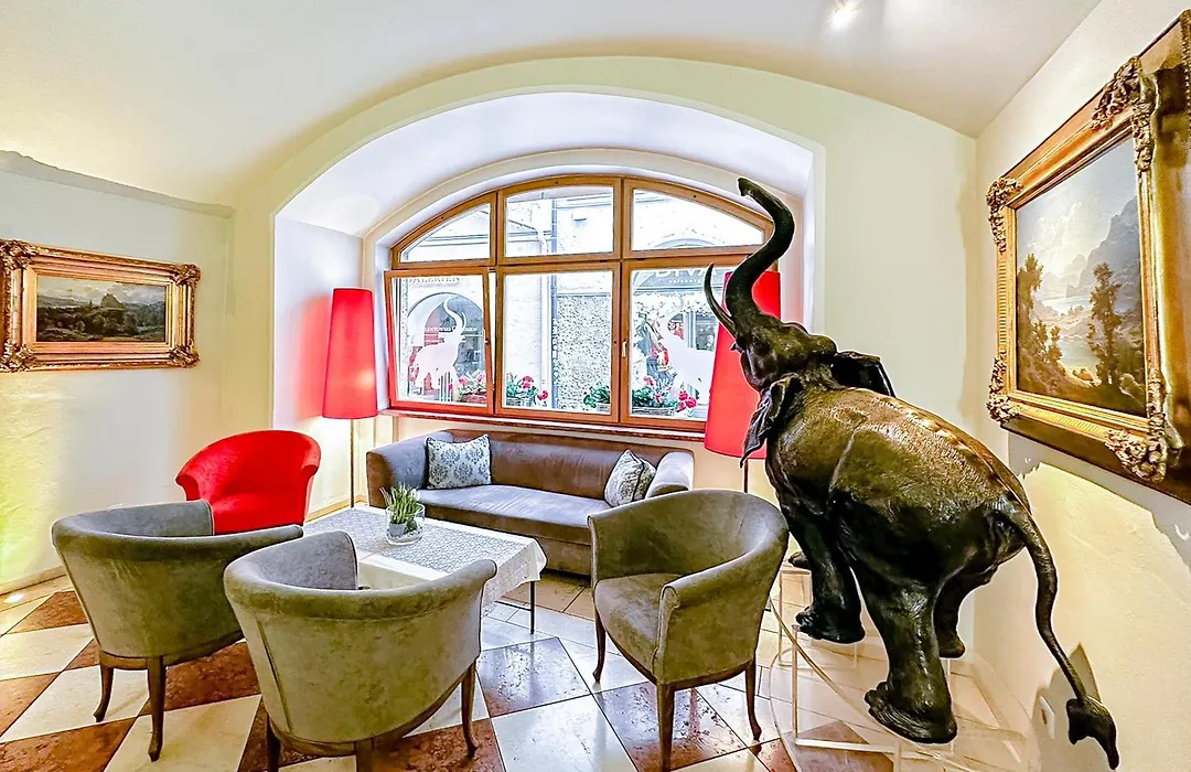 Hotel Elefant Family Business-1