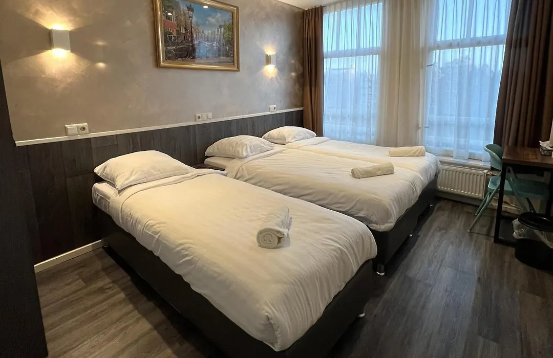 Dam Hotel-1
