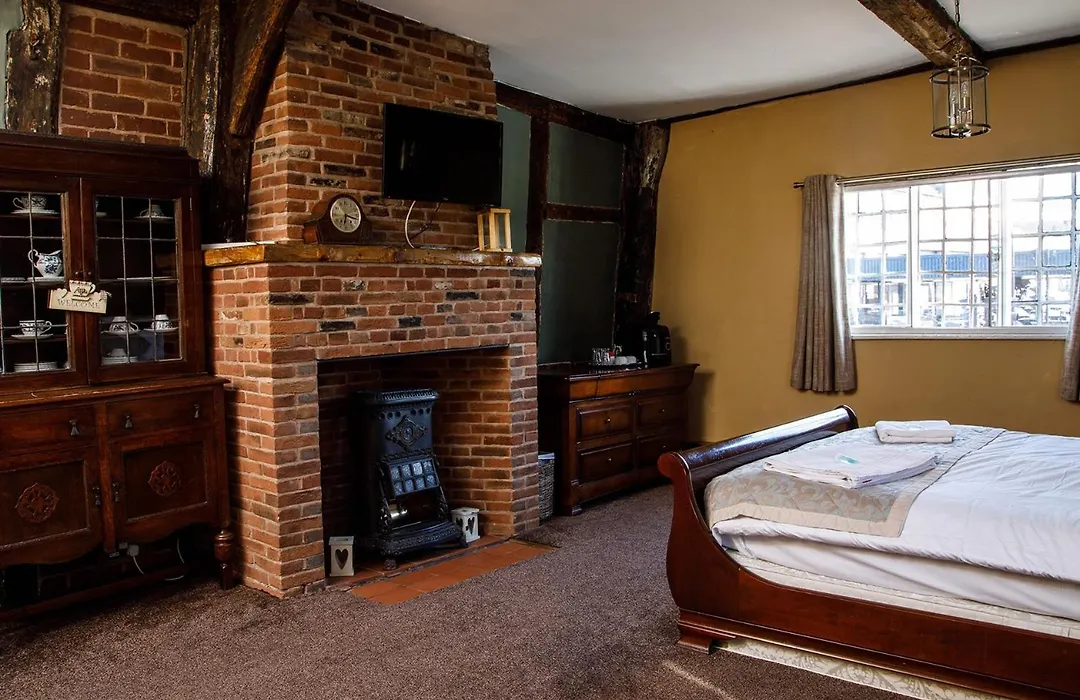 Old Crown Hotel-1