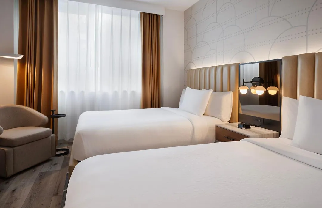 Courtyard By Marriott New York Manhattan / Soho-1