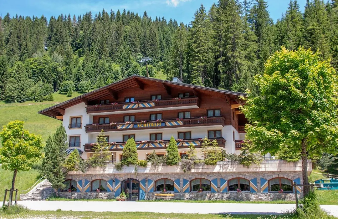 Sporthotel Flachauwinkl-1