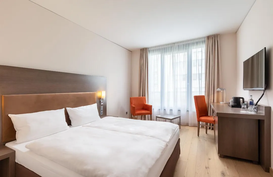 Intercityhotel Dresden-1