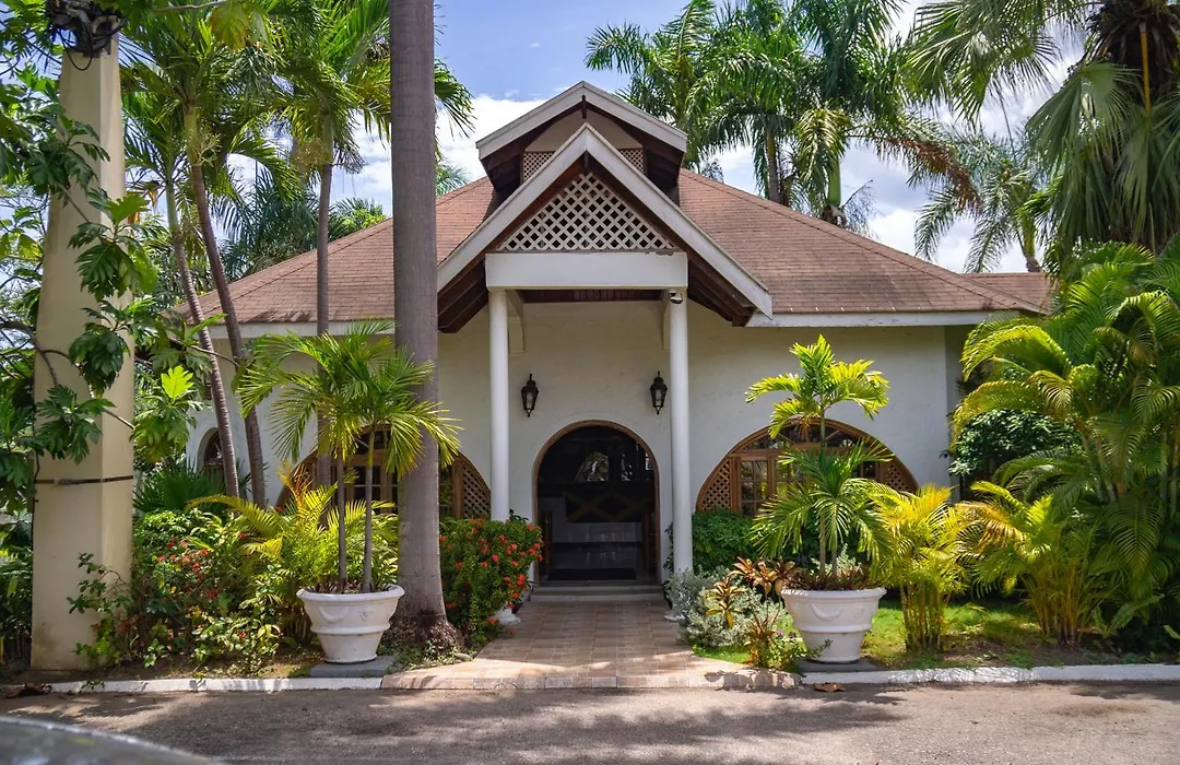 Merrils Beach Resort II-1