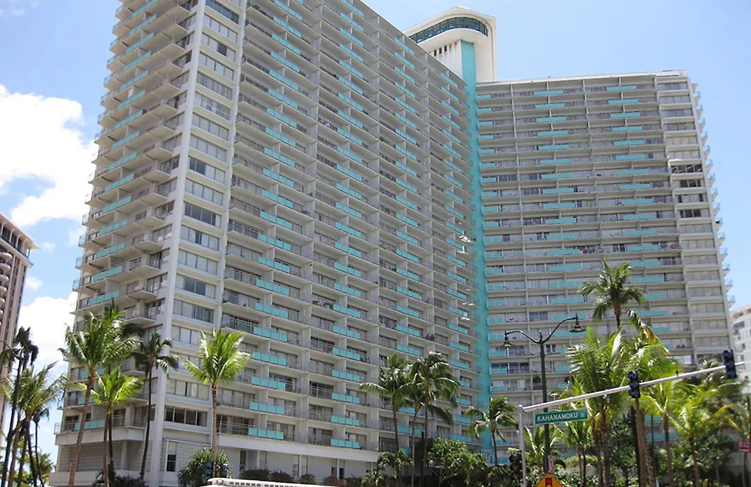 Ilikai Hotel & Luxury Suites-1