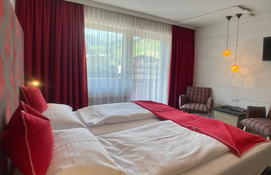Hotel Alpenblick-1