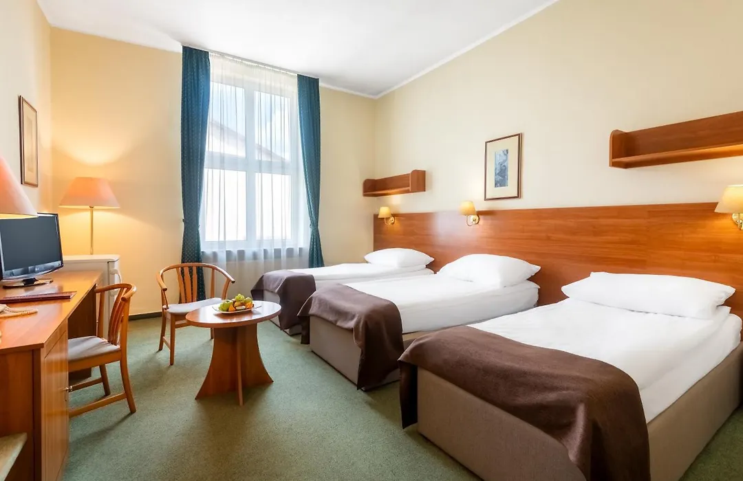 Hotel Millennium-1