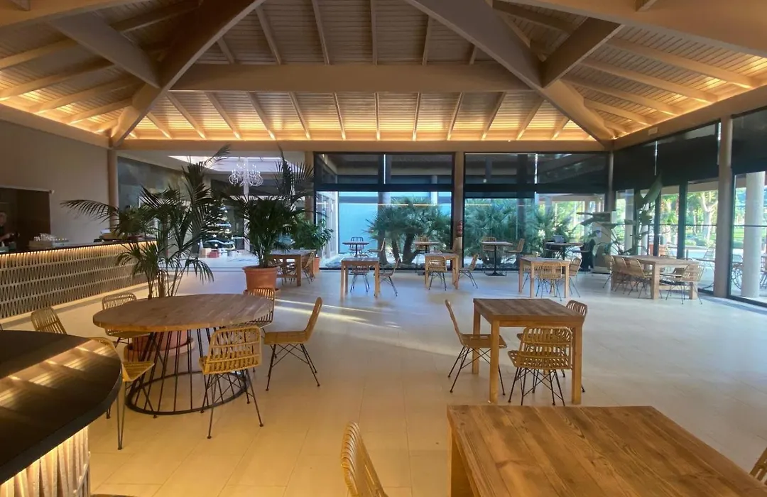 El Plantio Golf Resort-1