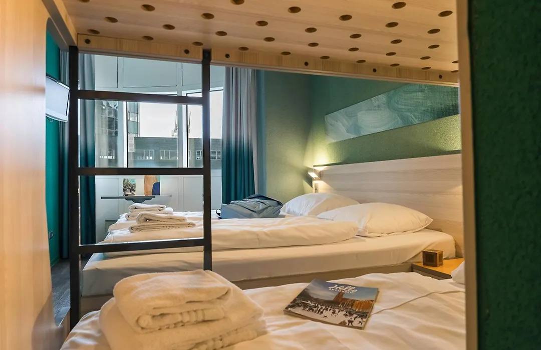 Meininger Hotel Amsterdam City West-1