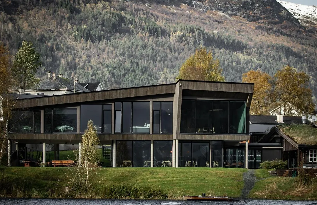 Elva Hotel-1