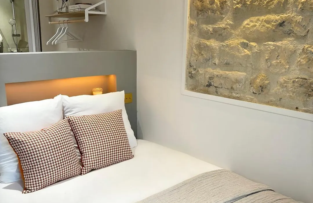 Hotel Paris Amore-1