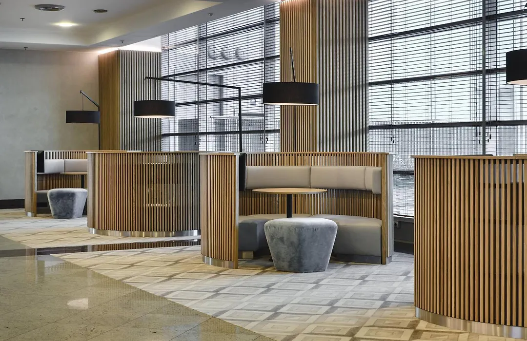 Courtyard By Marriott Warsaw Airport-1