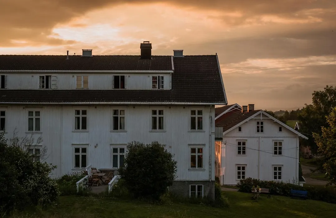 Fokhol Gård Gjestehus-1