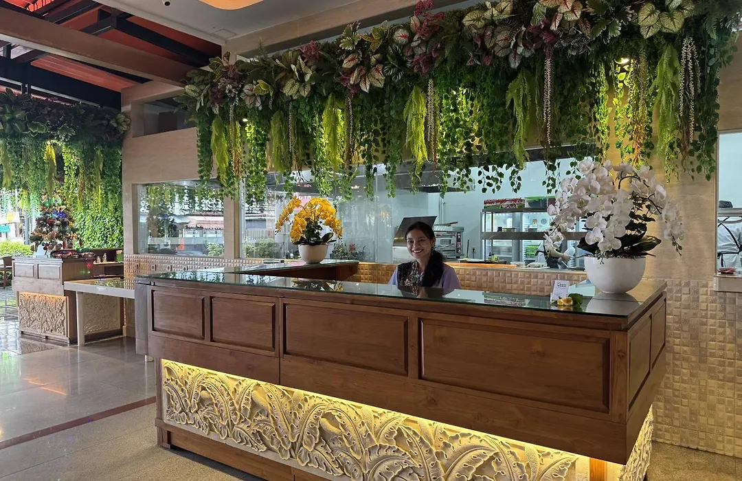 Green Garden Hotel-1