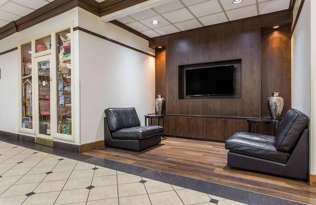 Days Inn By Wyndham Washington Dc/Connecticut Avenue-1