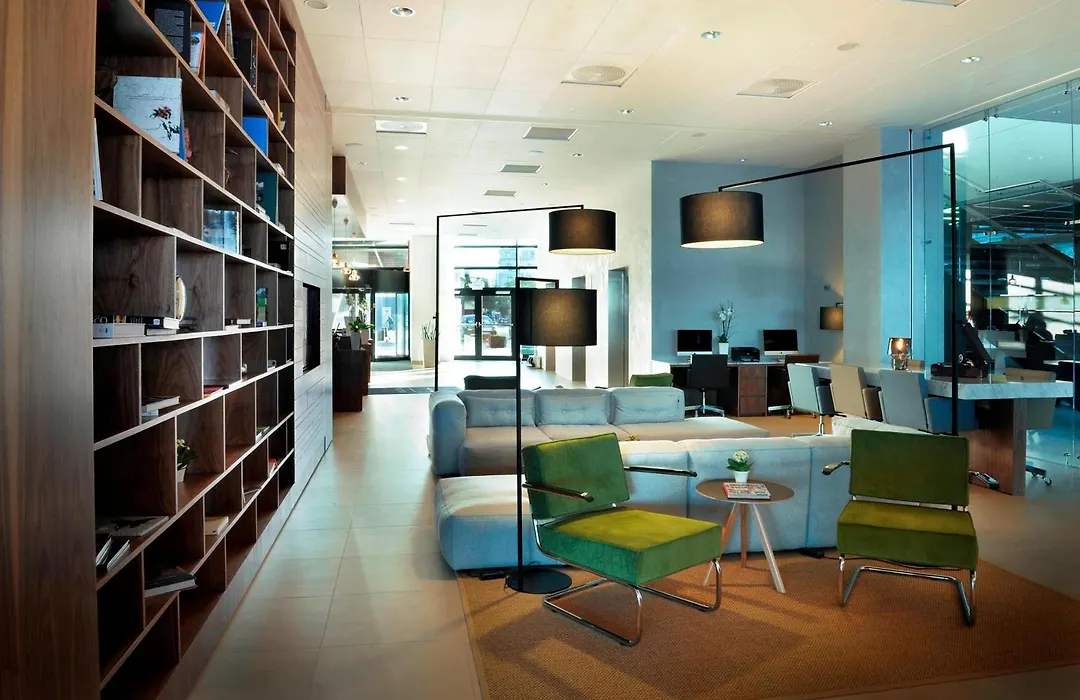 Courtyard By Marriott Gdynia Waterfront-1