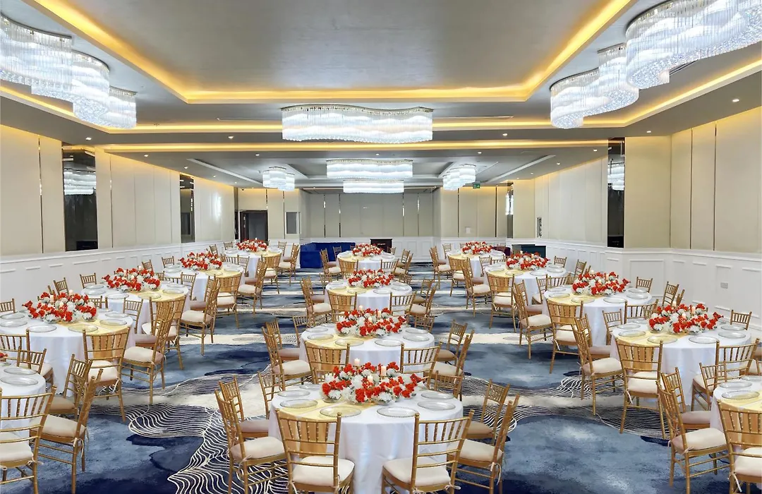 Seven Seas Hotel-1