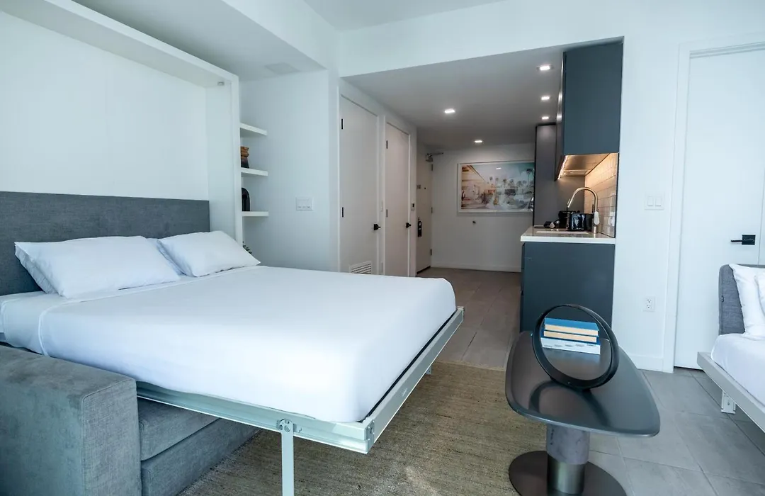 Yotelpad Miami-1