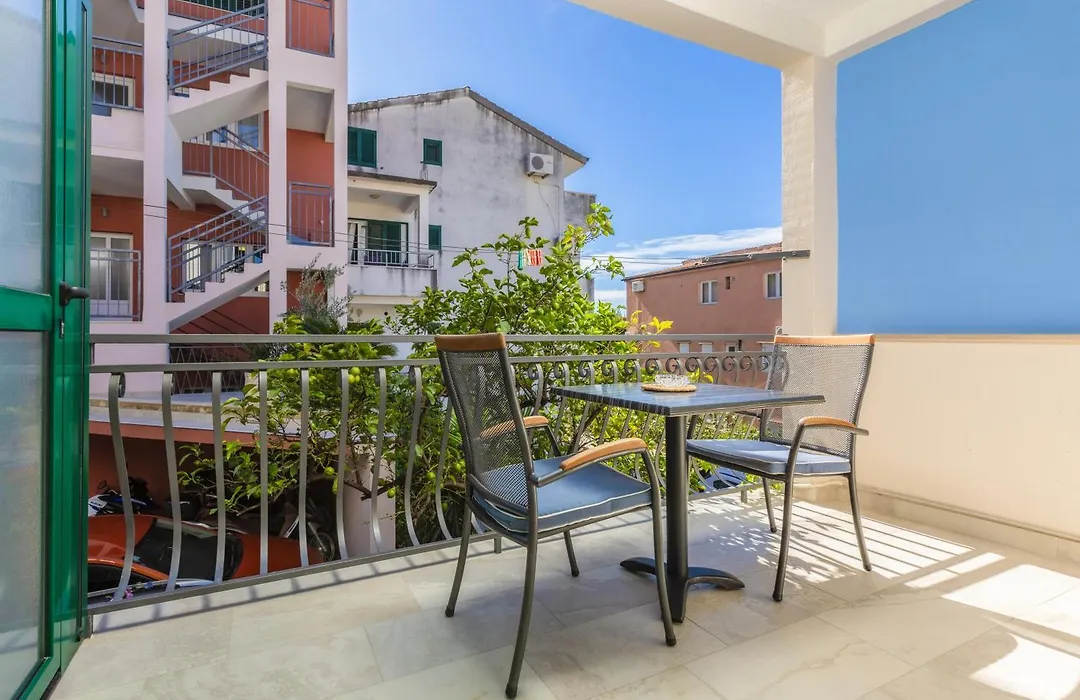 Guest House Damir-1