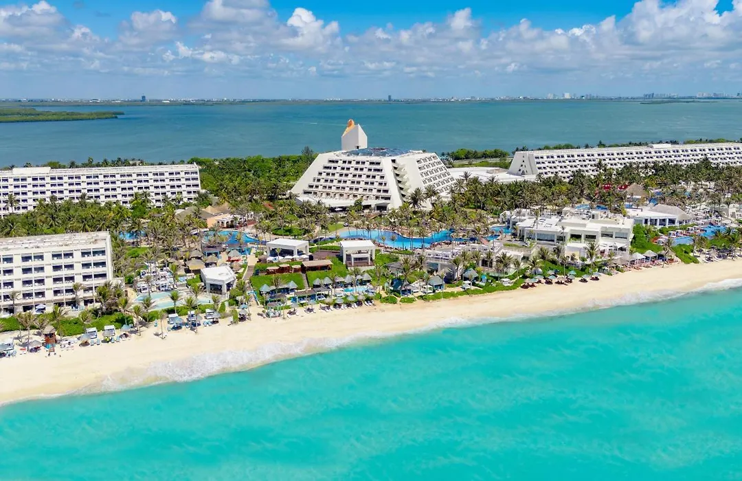 The Grand Oasis Cancun-1