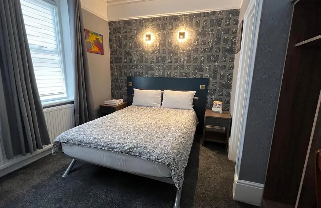 Charlotte Guest House-1