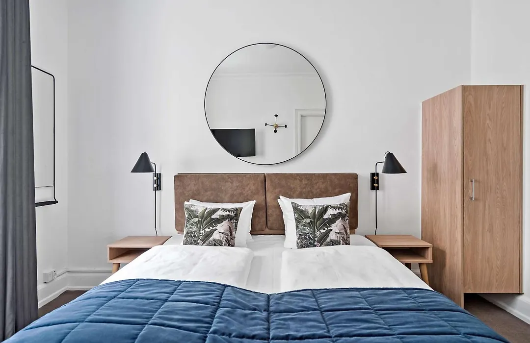 Best Western Plus Hotel Hebron-1