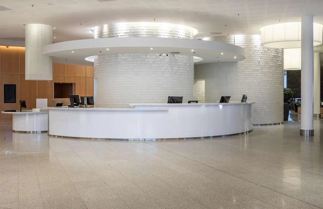 Hilton Helsinki Airport-1