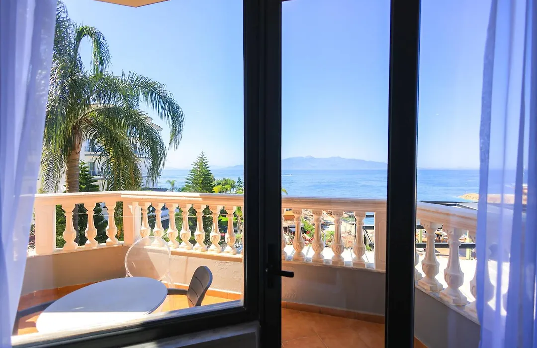 Hotel Apollon Sarande (Adults Only)-1