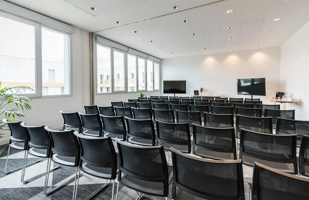 Holiday Inn Express & Suites Reims - Rives De Vesle By Ihg-1