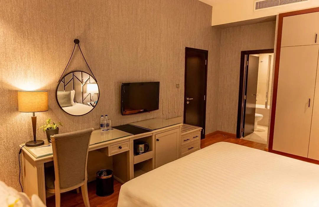 Majestic City Retreat Hotel-1