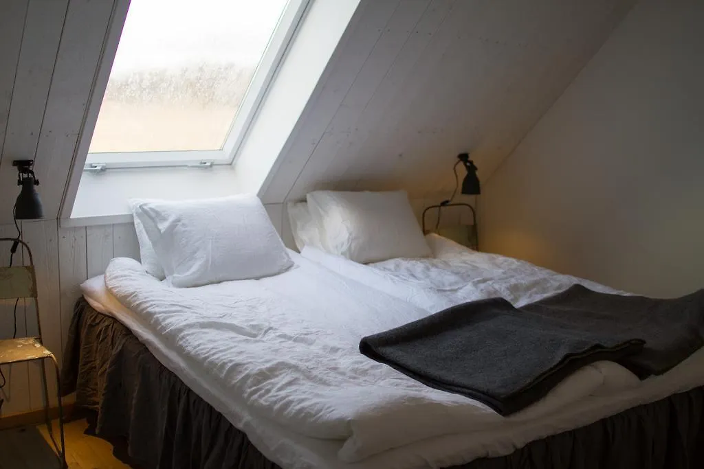 Fröken Hjorts Bed&Breakfast-1