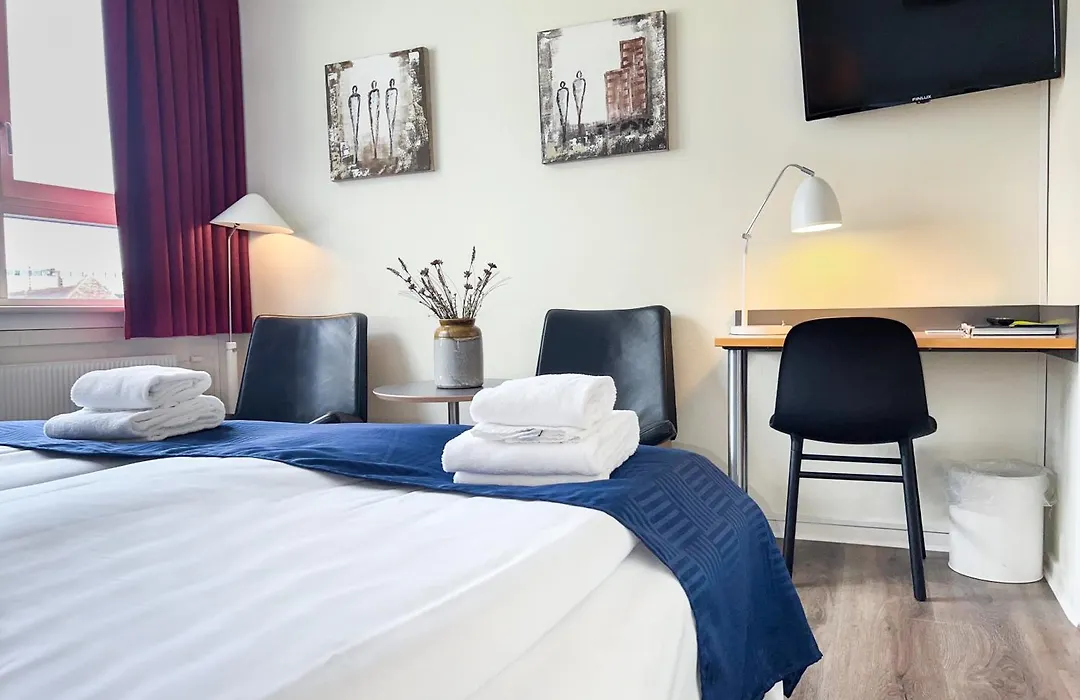 Hotel Frederikshavn-1