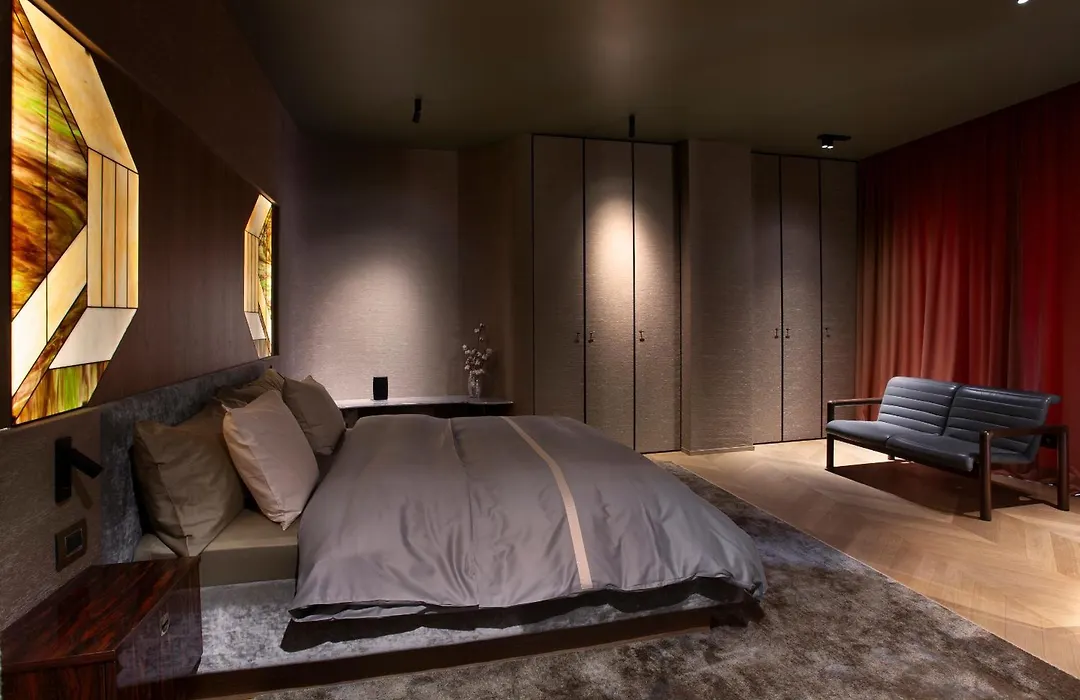Room 12-1