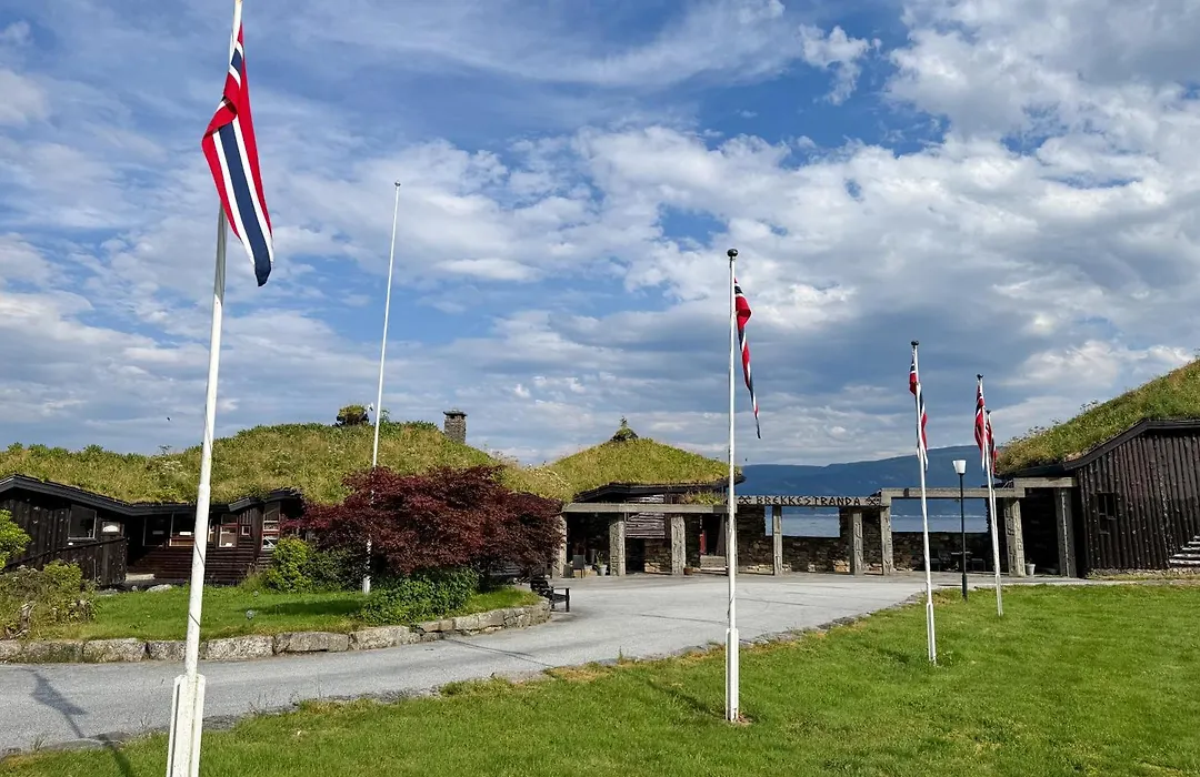 Brekkestranda Fjordhotel-1
