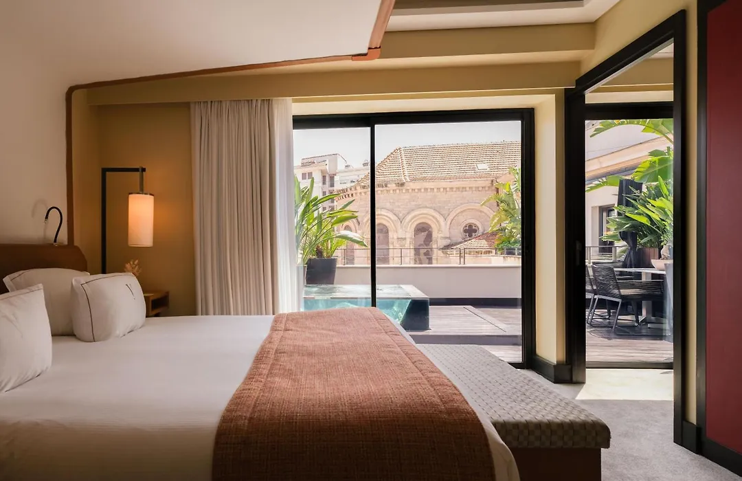 Five Seas By Inwood Hotels-1