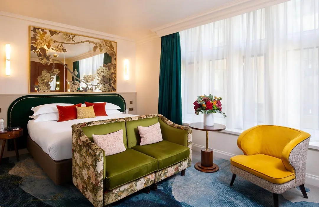 The Capital Hotel, Apartments & Townhouse - Small Luxury Hotels Of The World-1