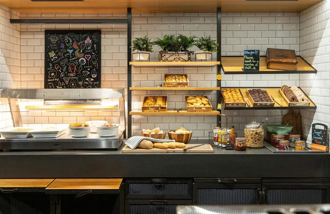Moxy London Stratford-1