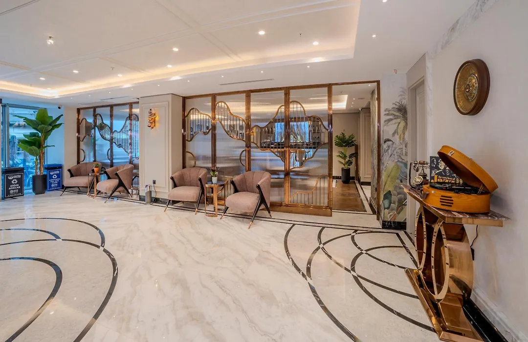 Grand Hilarium Hotel-1